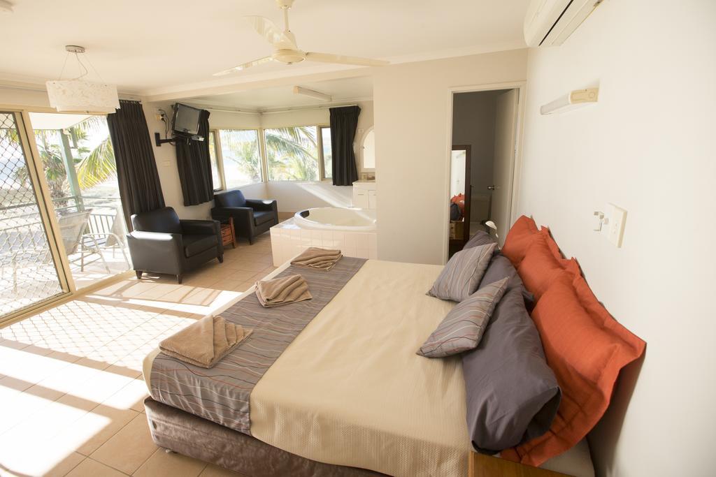 Ningaloo Reef Resort Coral Bay Exteriör bild