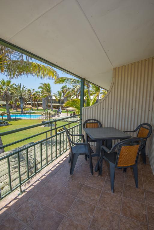 Ningaloo Reef Resort Coral Bay Exteriör bild